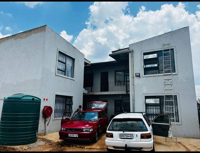 20 BEDROOM APARTMENT FOR SALE IN RONDEBULT